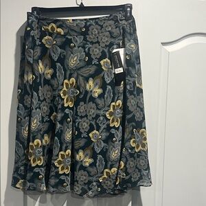 Jones New York Floral A-Line Skirt in Black and Yellow